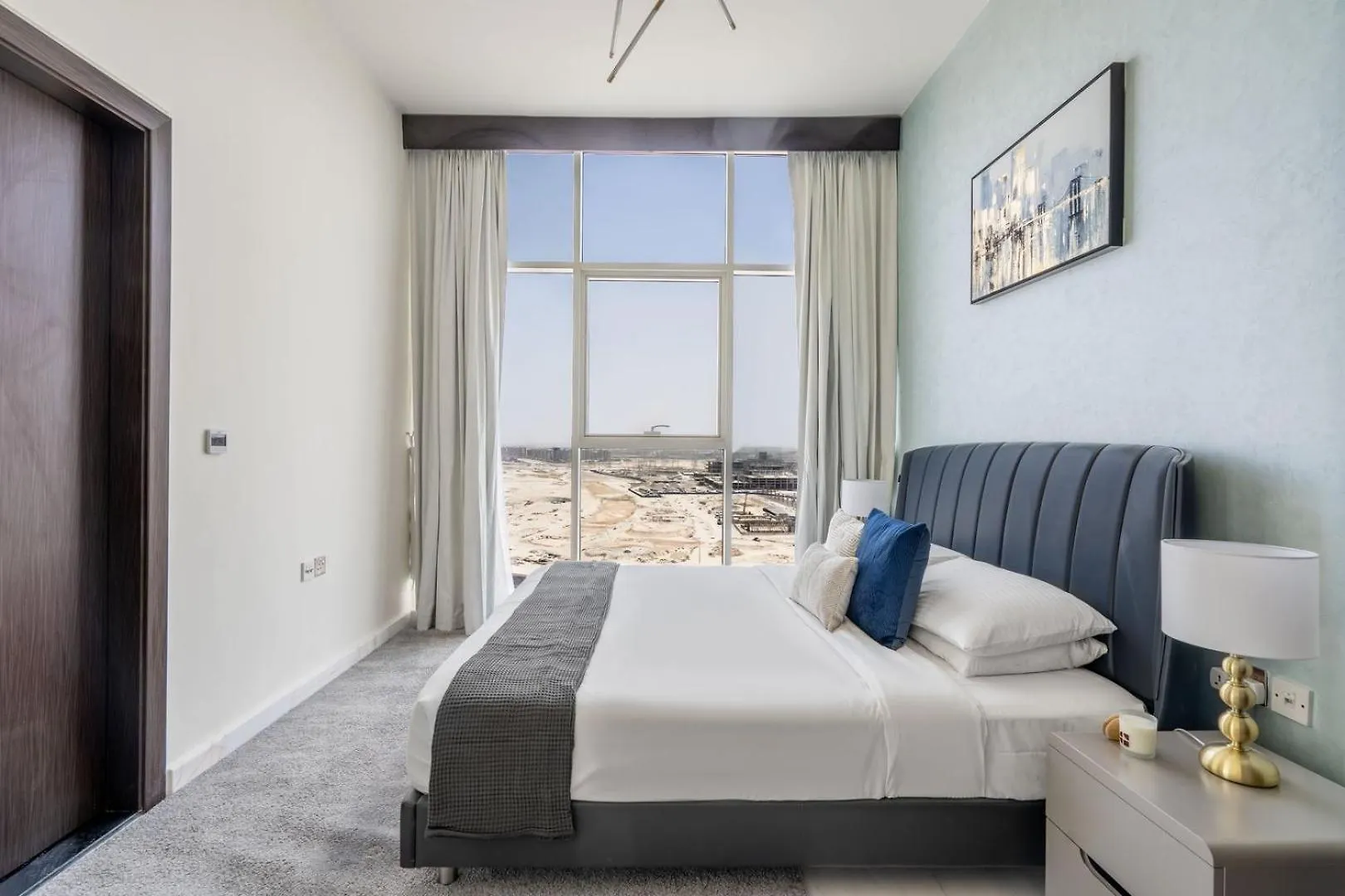 Апартаменты Guestready - Spectacular Retreat At Bayz Tower Дубай