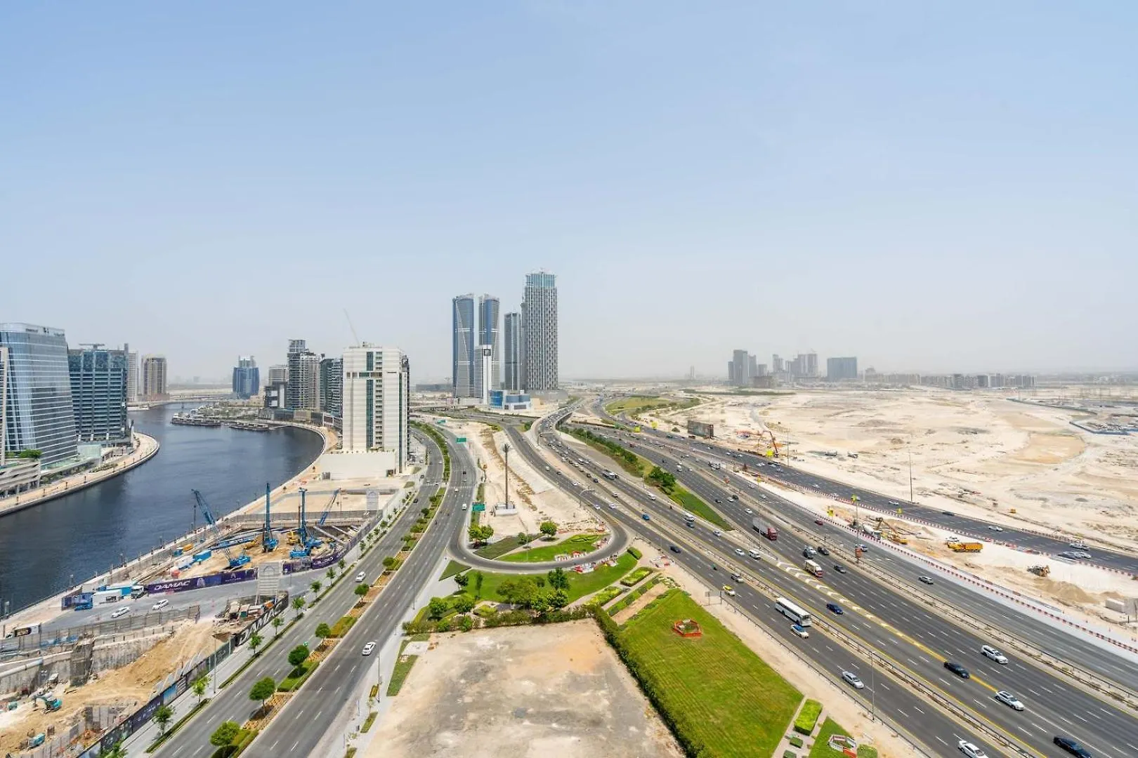Guestready - Spectacular Retreat At Bayz Tower Lejlighed Dubai 0*,  Forenede Arabiske Emirater